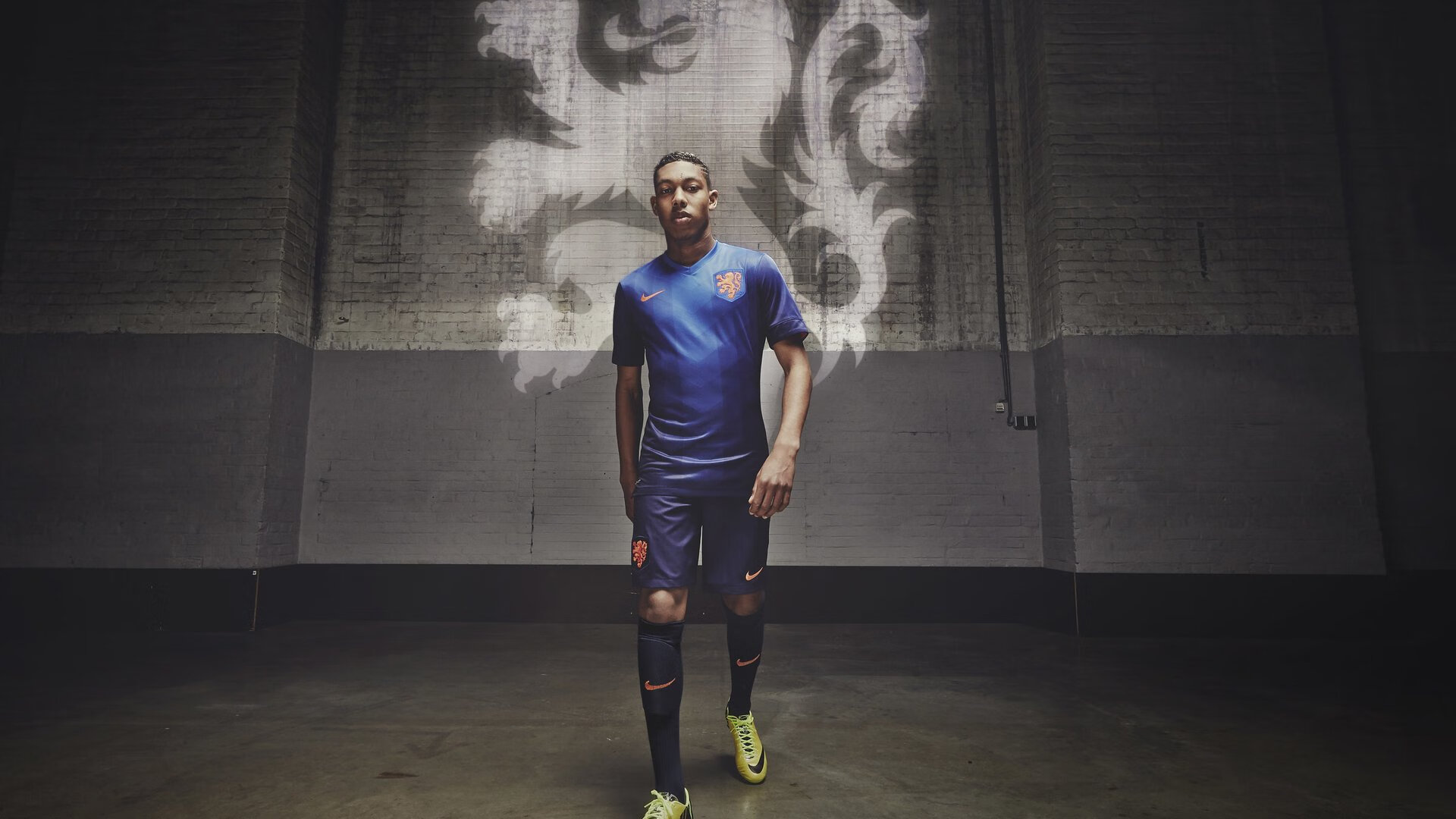 ayx体育ios下载-史上最令人激动的“冠军决战”回顾，夺冠的比赛