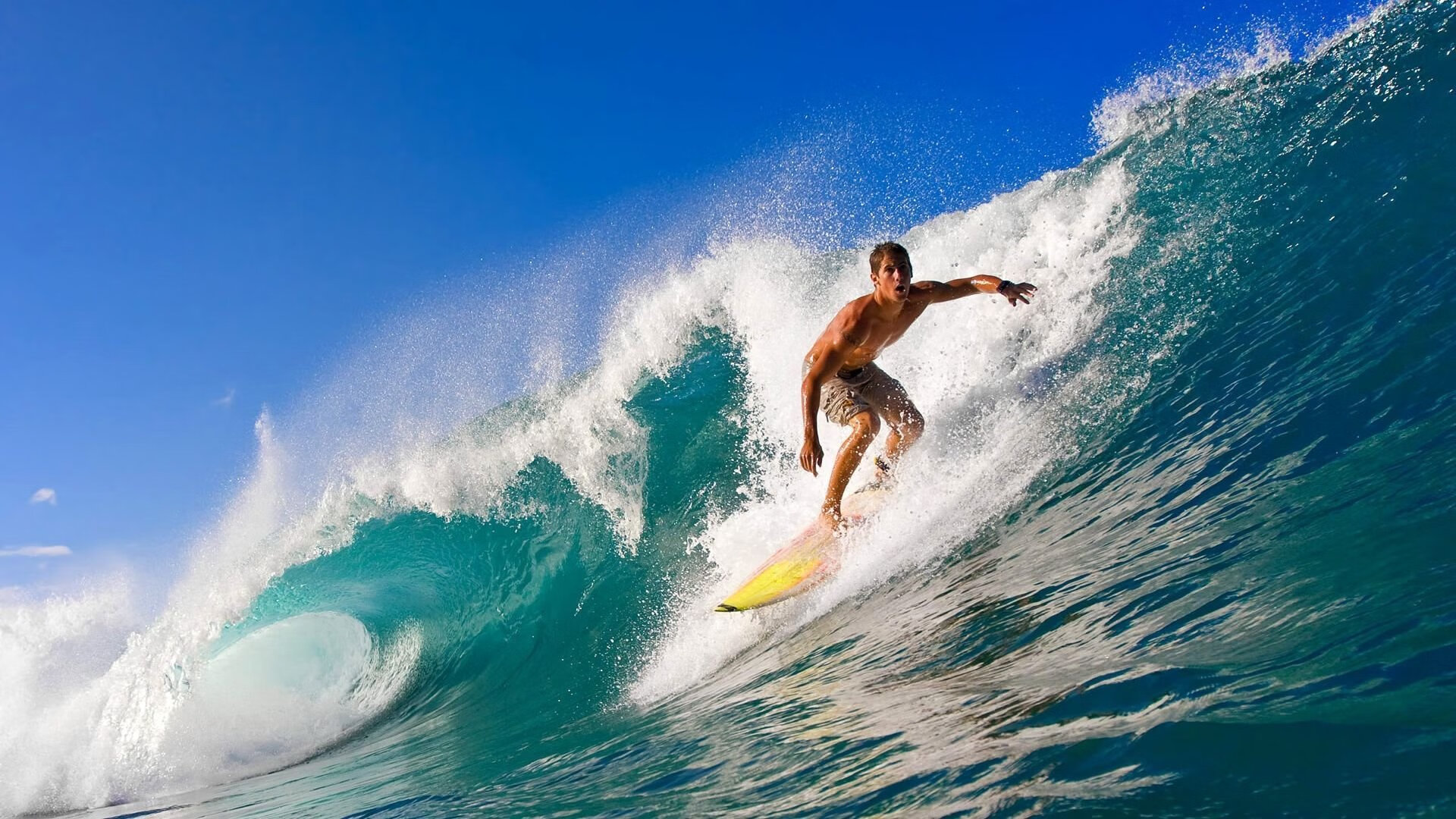 爱游互娱游戏官网-赛场空前激烈：欧冠比赛中的“胶着”时刻，欧冠拍成